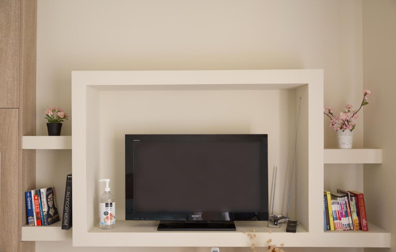 Cosy Apartment With Terrace Near Metro Station Αθήνα Εξωτερικό φωτογραφία