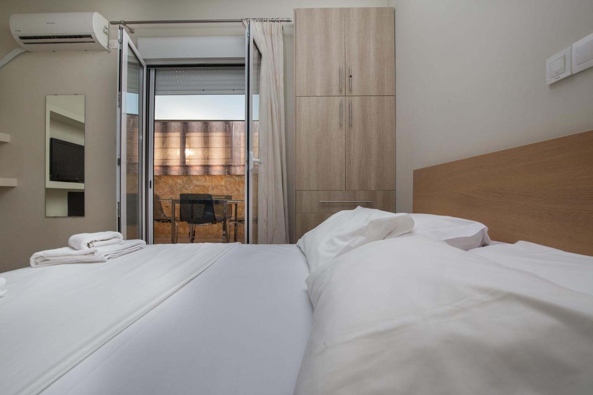 Cosy Apartment With Terrace Near Metro Station Αθήνα Εξωτερικό φωτογραφία